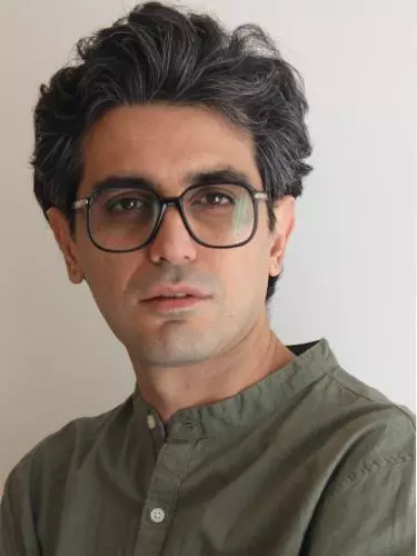 kayvan tahmasebian